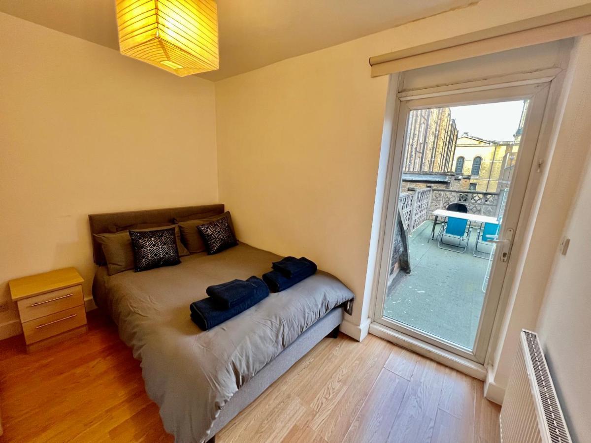 Modern With Large Patio In Marylebone Appartamento