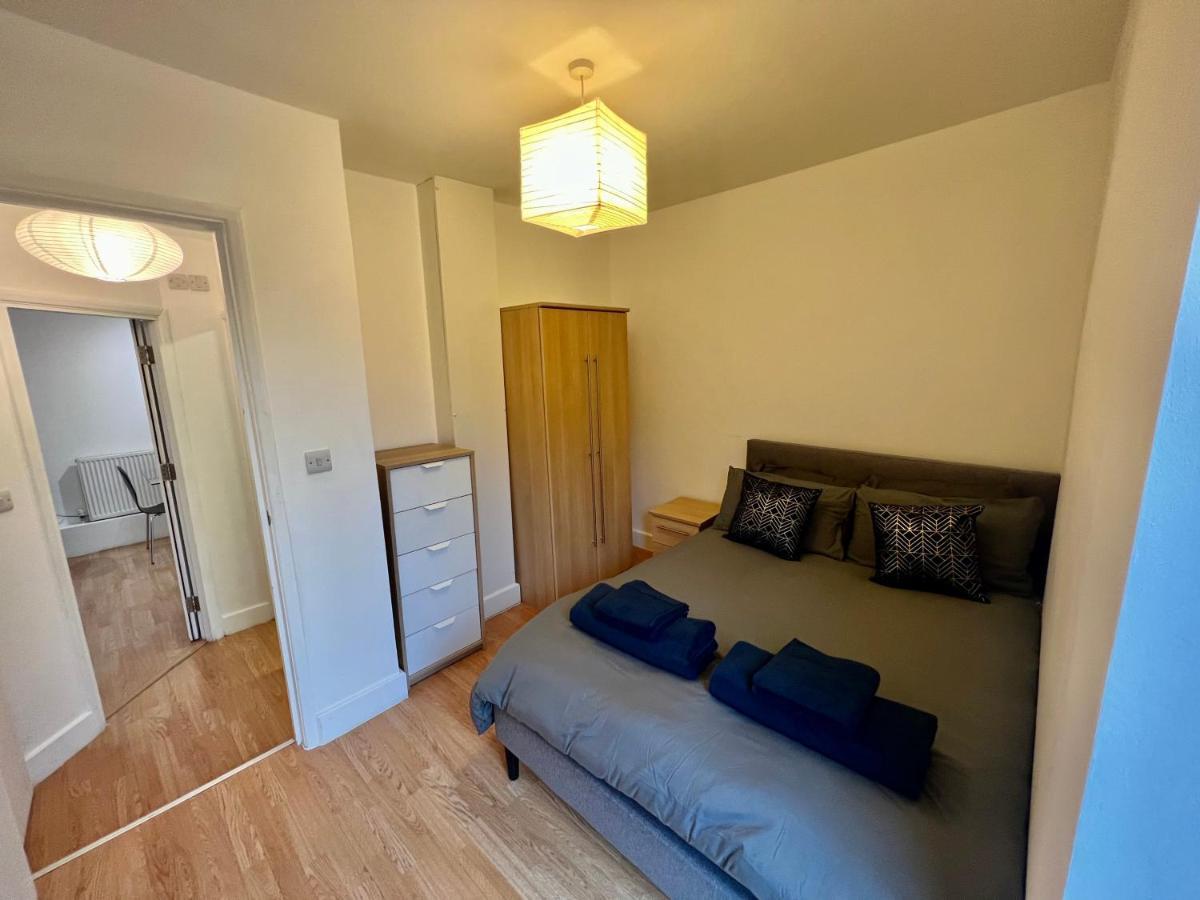 Modern With Large Patio In Marylebone Londra